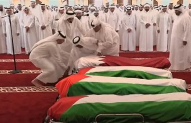 تشييع شهداء العملية الإسرائيلية الفاشلة فى الدوحة بحضور أمير قطر 