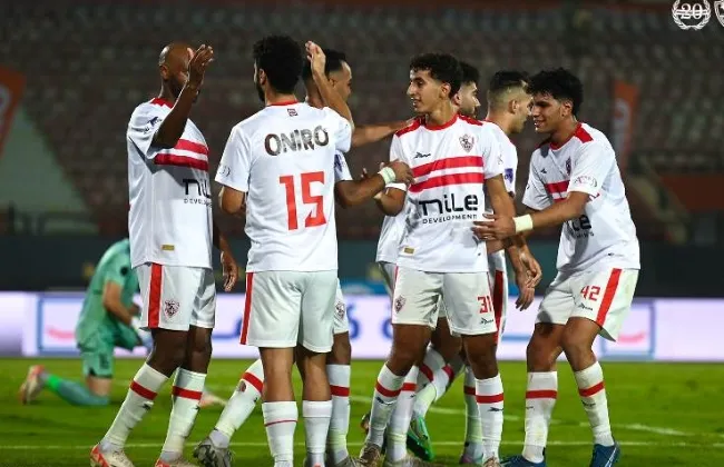 الزمالك ينهى الشوط الأول متقدمًا على المصرى بهدف عدي الدباغ 