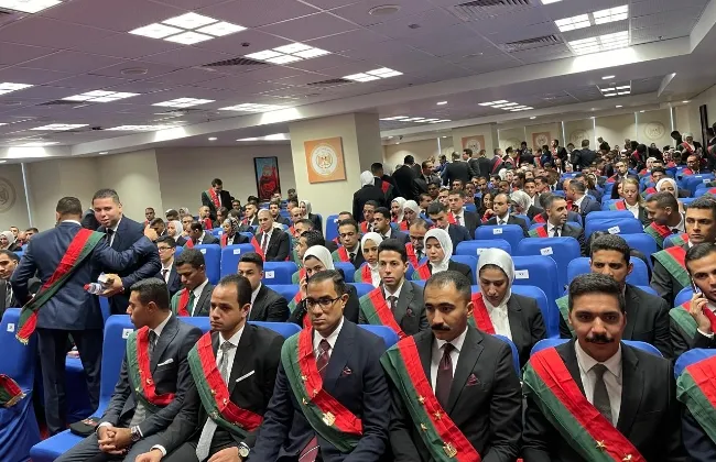 وصول أعضاء النيابة العامة الجدد لحلف اليمين بحضور وزير العدل 
