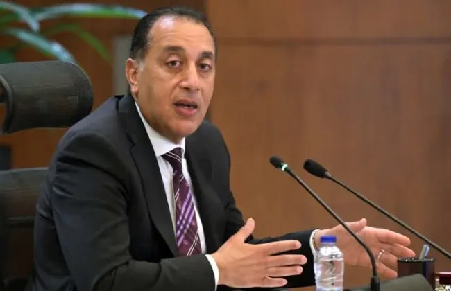 إعلام حوثى: قصف إسرائيلى يستهدف ميناء الحديدة 